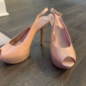 Gianni Bini peep toe blush heel